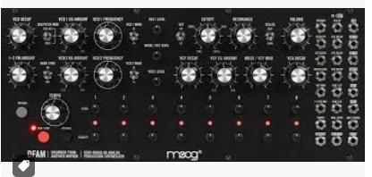 semi-modulaire_synthesizer.jpeg
